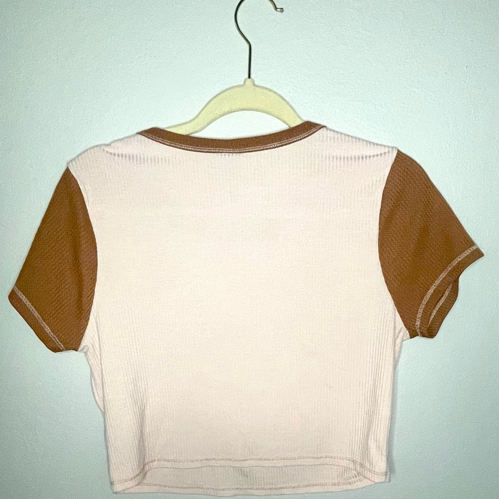 Colorblock top - Picture 2 of 3